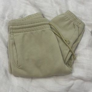 Aritzia TNA matching set